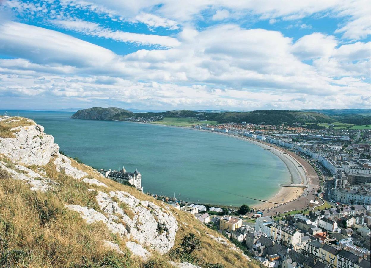 No 27 Chapel Street Guest House Llandudno Exteriör bild